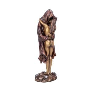 Final Embrace 26cm