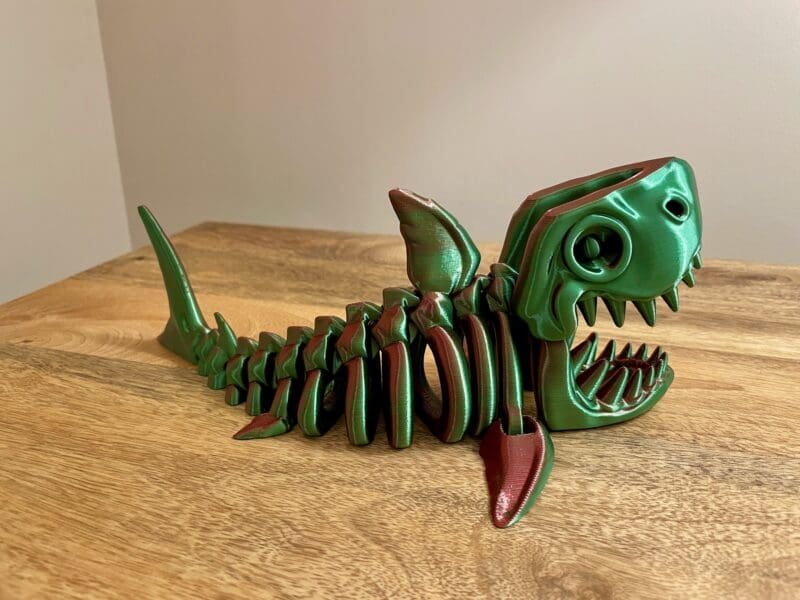 Articulated Flexi Shark,3D Printed Fidget Toy,Skeleton Shark Desk Decor,Sensory Stress Relief Toy,Unique Ocean Gift