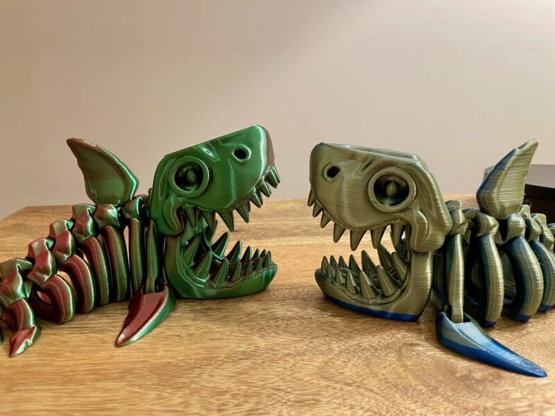 Articulated Flexi Shark,3D Printed Fidget Toy,Skeleton Shark Desk Decor,Sensory Stress Relief Toy,Unique Ocean Gift