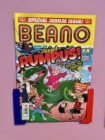Comic Book Wall Mount,Floating Comic Shelf,Comic Display Holder,Damage-Free Hanger,Graphic Novel Display