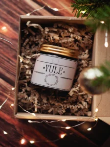 yule-candle-hero