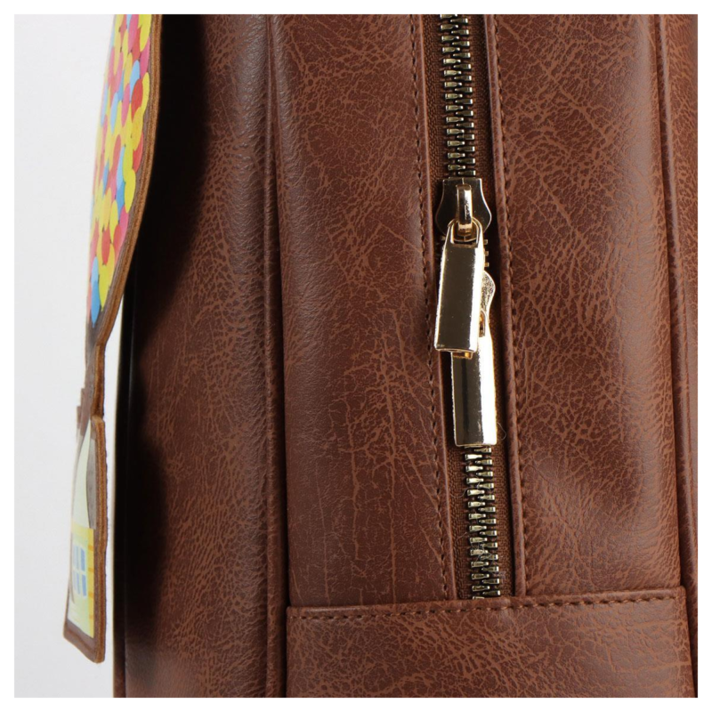 Brown leather bag zipper