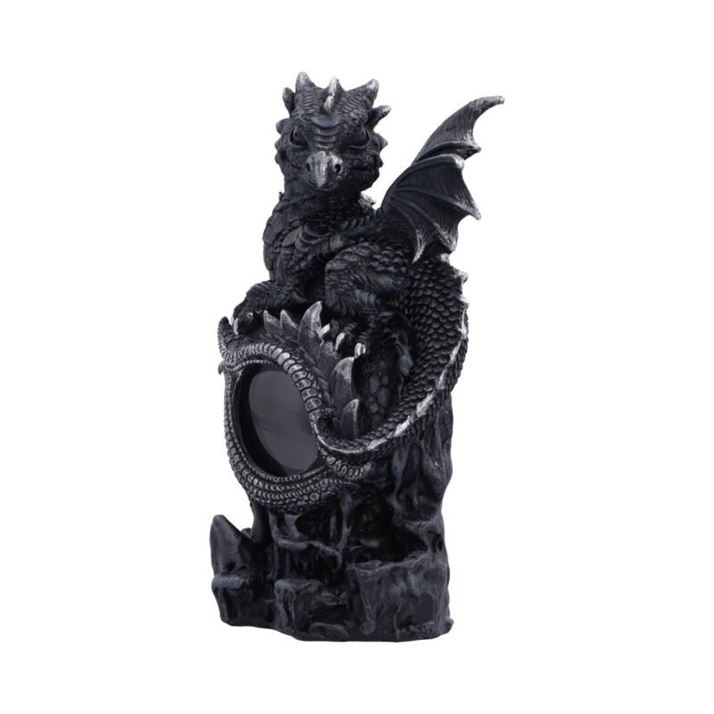 Dragon statue with circular mirror